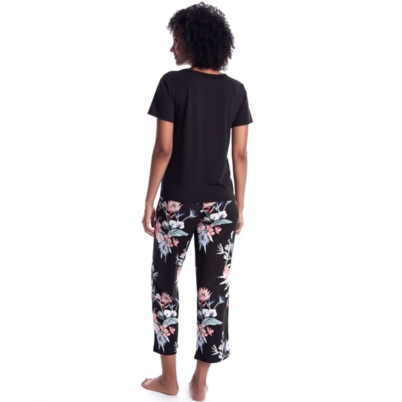 Women Flora Nikrooz 2PC Pajama Lounge Short Sleeve Cropped Pants Set Size S - Picture 3 of 11
